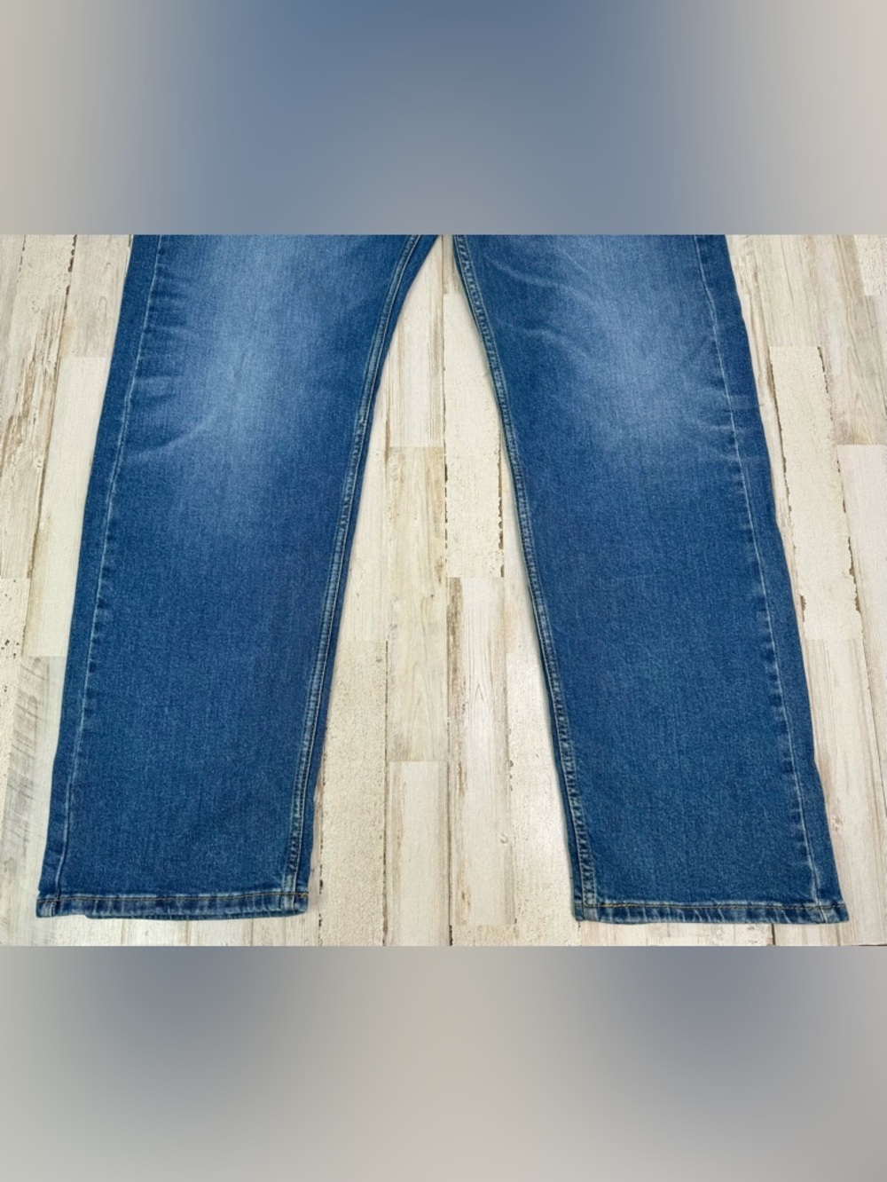 Levi's 505 Series Men's Straight Leg 42x32 Blue Denim Jeans Regular Fit NWT - Picture 4 of 11